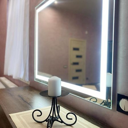 Apartment Жд Вокзал, Центр Lviv Eksteriør bilde