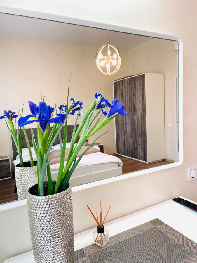 Apartment Жд Вокзал, Центр Lviv Eksteriør bilde